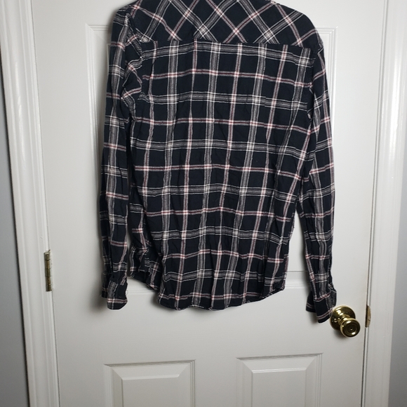 Coastal Black Button Down Flannel Shirt - Picture 7 of 7